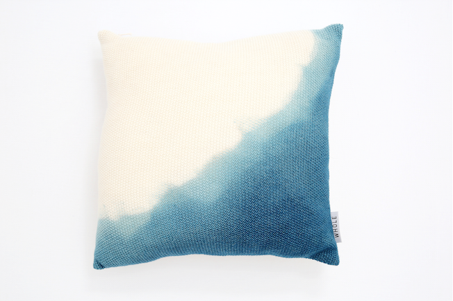 WILO Coussin en laine merinos tricotée / knitted wool cushion