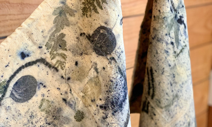 WAPR METIS torchon lin bio épais avec impression végétale contrastée / thick organic linen tea towel with ecoprints